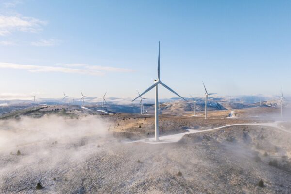 8 Best Energy Stocks to Buy in 2025
